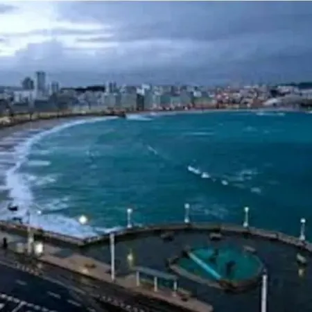 Sky Blue Cerca Playa Riazor A Coruña