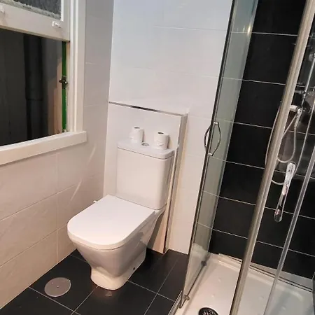 Sky Blue Cerca Playa Riazor Lägenhet A Coruña